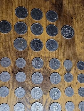 Vintage 1968 Canadian Loose Coin Lot Nickels, Dimes & Quarters (LOOK FOR SILVER)
